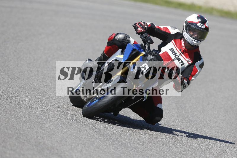 /12 30.04.2025 Speer Racing ADR/Gruppe gruen/911
